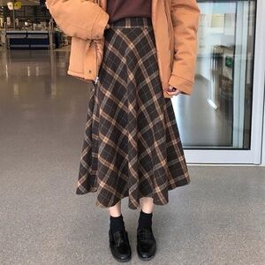 H&M Plaid Green Skirt